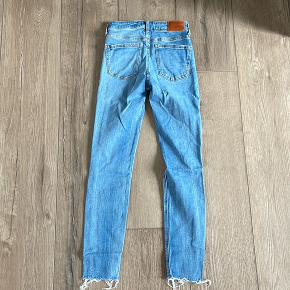 Zara High Rise-Skinny Jeans (Size US 2) - Picture 3 of 3